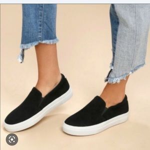 Steve Madden Gills Black Suede Slipons